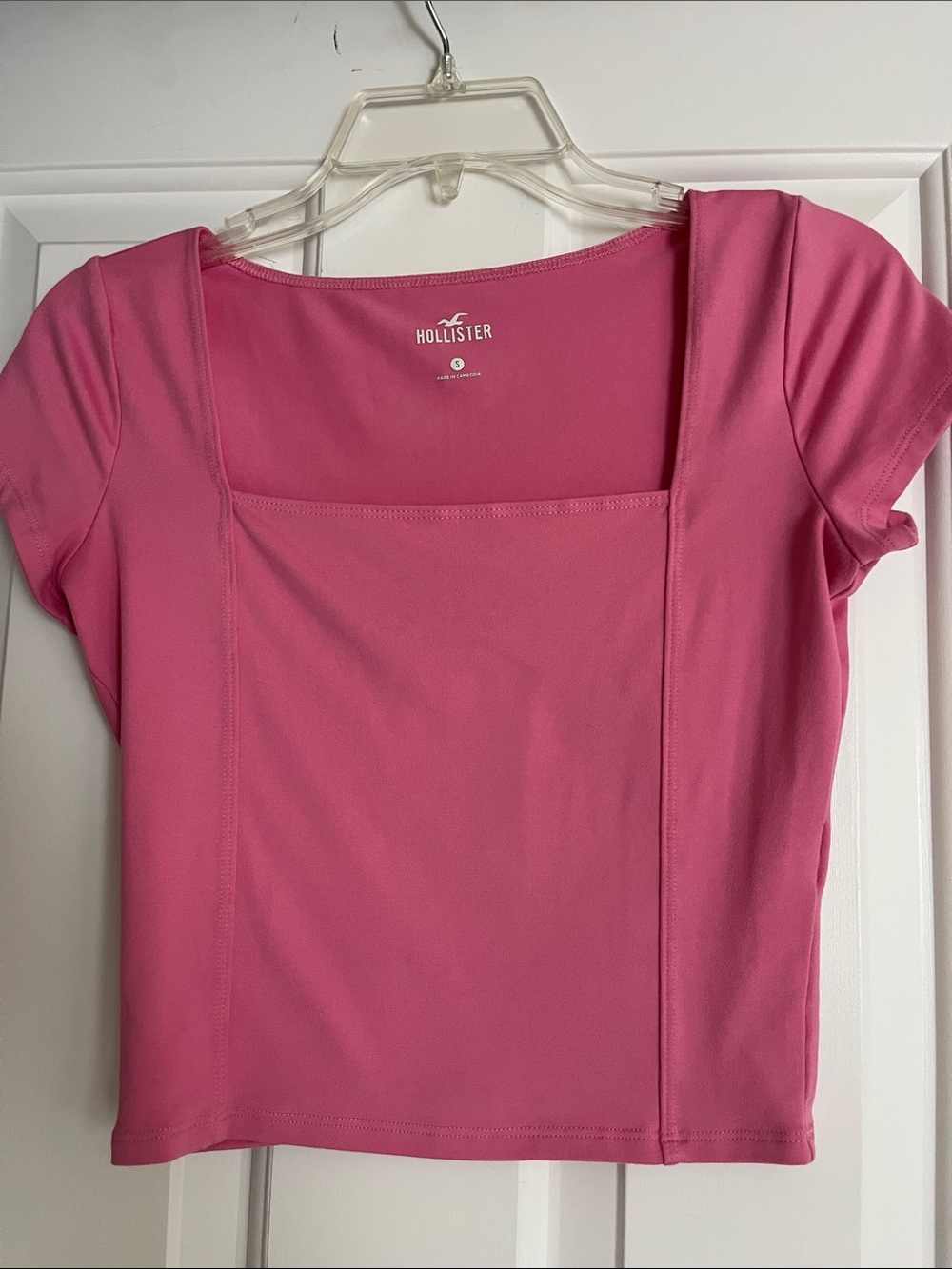Hollister Hot Pink Square-Neck Short Sleeve Crop Top